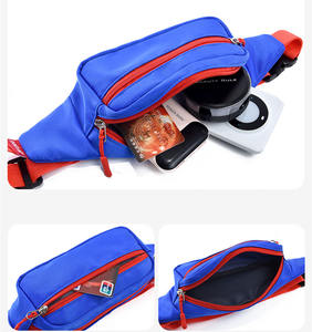 WAALUU <span class=keywords><strong>Petit</strong></span> sac à bandoulière imperméable à l'eau avec logo personnalisé Sac de poitrine décontracté pour hommes Sac de taille pour femmes Sac de sport à une épaule - Product Image 4