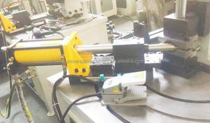 آلة تشكيل الأنابيب الأفقية الهيدروليكية <span class=keywords><strong>UM</strong></span>-50 عالية الإنتاجية من الشركة المصنعة الصينية - Product Image 2