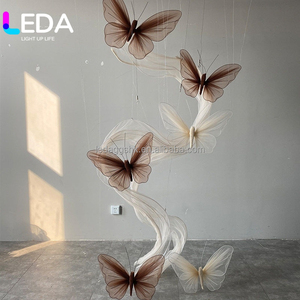 Accessoires de mariage LEDA, papillons artificiels en papier, grandes décorations de fenêtre en forme de papillon géant pour la décoration de mariage - Product Image 2