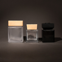 Flacon diffuseur de parfum de voiture de 50 ml 100 ml noir clair carré vide et liquide avec bâton OEM Factory
