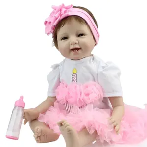 可爱的娃娃玩具逼真逼真的新生女孩娃娃BeBe重生22英寸柔软硅胶重生娃娃55厘米