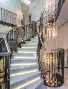 Scala in Ferro Battuto di Lusso Personalizzata con Marmo Naturale per Interni dalla Fabbrica di Foshan, Ringhiera in Ferro Battuto - Product Image 4