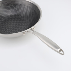 Poêle et <span class=keywords><strong>wok</strong></span> hybrides 28/30/32 cm avec couvercle de 30 cm, <span class=keywords><strong>en</strong></span> <span class=keywords><strong>acier</strong></span> <span class=keywords><strong>inoxydable</strong></span> nid d'abeille antiadhésif, batterie de cuisine avec couvercle <span class=keywords><strong>en</strong></span> verre - Product Image 5