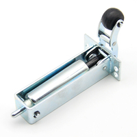 Dispositif de fermeture de porte d'ascenseur semi-automatique au design moderne pour la sécurité des portes battantes des ascenseurs résidentiels privés