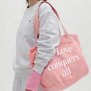 حقائب قماشية قطنية كبيرة الحجم قابلة لإعادة الاستخدام بشعار مخصص، حقيبة تسوق وردية كبيرة للرياضة واليوغا - Product Image 2