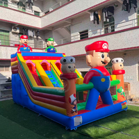 Toboggan aquatique gonflable, château gonflable avec toboggan aquatique