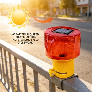 Feu de signalisation solaire stroboscopique à colonne unique, étanche IP65, clignotant d'urgence pour barricade, lumière de sécurité pour travaux routiers - Product Image 4