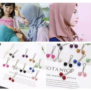 Nouveau Design prix usine femmes perle en forme de U broche écharpe Clip musulman Hijab écharpe clip - Product Image 3