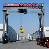 Grue portique sur pneus à grande capacité de levage pour conteneurs de 20 et 40 pieds, 35, 40, 50, 65 tonnes