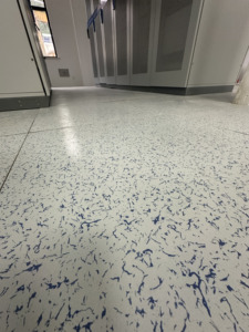 Plancher surélevé en acier et céramique, système de plancher surélevé haute résistance pour salle de serveurs, centre de données - Product Image 5