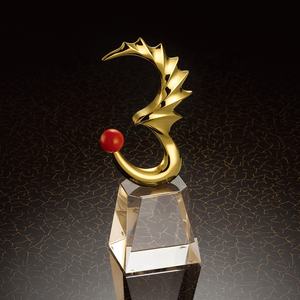 Di cristallo e oro placcato <span class=keywords><strong>aquila</strong></span> trofei e premi - Product Image 4