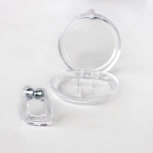 2025 Kit de bandelettes nasales <span class=keywords><strong>anti</strong></span>-<span class=keywords><strong>ronflement</strong></span> à la tendance chaude Top Silicone chinois arrêt magnétique <span class=keywords><strong>ronflement</strong></span> pince-nez bon approvisionnement en soins de santé - Product Image 2