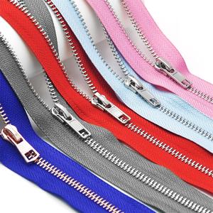 Fermeture à glissière en métal à capuche fermeture à glissière Cremallera Fermuar Custom 10 # Brass Roll Jacket Bag Metal Zip Fermetures à glissière en métal pour fermetures - Product Image 5
