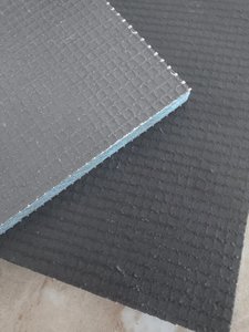 Panel de Aislamiento MOTNS de 20 mm y 32 kg/m³, Resistente al Agua, Clasificación de Incendio B1, con Lámina de Aluminio, Diseño Moderno, Garantía de 5 Años - Product Image 4