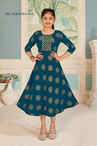 ชุดราตรีของเด็กผ้าจอร์เจียแท้ดีไซน์ทันสมัยหรูหราสำหรับงานปาร์ตี้และกิจกรรมกลางแจ้ง - Product Image 2