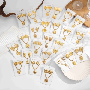 Nouveaux ensembles de bijoux Mirawell en gros, étanches, écologiques <span class=keywords><strong>et</strong></span> inaltérables, boucles <span class=keywords><strong>d</strong></span>'oreilles <span class=keywords><strong>et</strong></span> <span class=keywords><strong>collier</strong></span> en acier inoxydable plaqué or 18 carats - Product Image 1