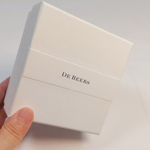 Cajas de regalo navideñas ecológicas de lujo blancas para presentes, caja de regalo personalizada con diamantes famosos. - Product Image 2