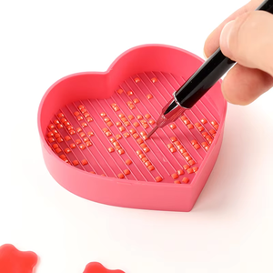 ชุดอุปกรณ์ปักเพชรแบบ DIY พร้อมปากกาเจาะเพชร 5 สีใหม่ หัวแว็กซ์  พร้อมเข็มและหัวปากกา - Product Image 5