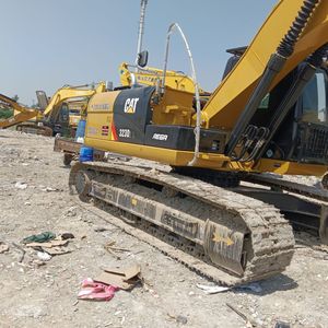 Excavatrice hydraulique d'occasion Caterpillar CAT 323D2L avec des performances de haute qualité et un fonctionnement aux heures réduites - Product Image 3