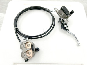 Freins arrière Ultra Bee modifiés pour Lightbee : Kit <span class=keywords><strong>de</strong></span> <span class=keywords><strong>frein</strong></span> arrière compatible (étriers arrière, disques, supports) - Product Image 3