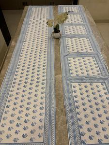 Juego de Camino de Mesa y Tapete Clásico Azul con Diseño de Plantas |   7 Piezas de Tela 100% Algodón Canvas Tejida a Mano para Uso Doméstico y de Comedor - Product Image 1
