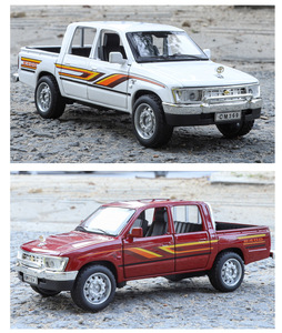Modèle de camionnette Hilux miniature en métal à l'échelle 1/32 avec son et lumière, mécanisme de recul, portes ouvrables, décoration classique, <span class=keywords><strong>jouet</strong></span> - Product Image 5
