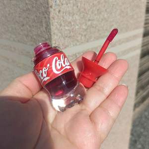 Offres Spéciales 24 Pc <span class=keywords><strong>Cocoo</strong></span> Rouge À Lèvres Eau 6 Couleur Brillant À Lèvres Liquide Emballage Usine En Gros Teinte À Lèvres Maquillage Ensemble - Product Image 3