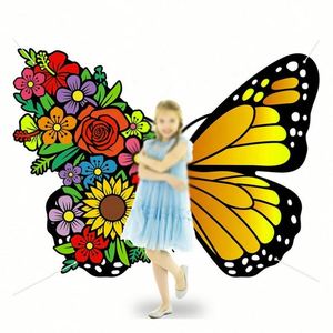 Drapeaux promotionnels personnalisés de haute qualité en tissu polyester avec logo sur mesure, en forme d'ailes de papillon - Product Image 1
