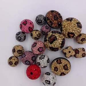 Vente en gros personnalisé Offre Spéciale nouveau style coloré cz <span class=keywords><strong>pave</strong></span> perle <span class=keywords><strong>de</strong></span> <span class=keywords><strong>verre</strong></span> perles <span class=keywords><strong>de</strong></span> cristal pour bricolage collier - Product Image 6