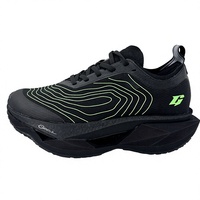 Chaussures de sport performantes OEM ODM pour activités de plein air, baskets d'entraînement respirantes en maille, faible MOQ, logo entièrement personnalisé, chaussures de course en carbone