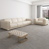 Ensemble de canapés en cuir capitonné blanc avec base en métal doré, canapé de luxe 3+1+1 pour un design d'intérieur moderne