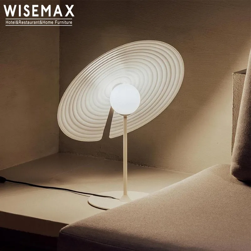 WISEMAX FURNITURE Modern nordic style custom simple round lamps LED lights base in metallo lampada da tavolo a led per soggiorno home decor
