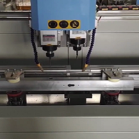 Machine de perçage et de fraisage CNC à double tête pour profilés aluminium / Routeur de copie CNC pour la fabrication de fenêtres et de portes en aluminium