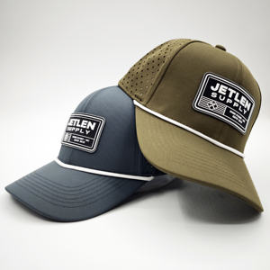 Gorra de Béisbol Personalizada con Logotipo de Goma, para Hombre, Visera Plana, 6 Paneles, Perforada con Corte Láser, Impermeable, Estilo Dad Hat - Product Image 4