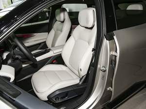 2025 Nueva venta al por mayor <span class=keywords><strong>Lynk</strong></span> & <span class=keywords><strong>Co</strong></span> 08 El 220km 4WD Rendimiento Halo New Energy Hybrid Cars Stock - Product Image 5