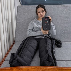 Équipement de physiothérapie Pompe DVT Bottes de compression d'air pour la récupération Masseur de pieds et de jambes pour la circulation et la relaxation - Product Image 1