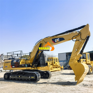 Excavatrice sur chenilles Caterpillar 330D2L d'occasion, modèle 2018, moteur Caterpillar C7.1, capacité de la benne de 1,5 m³, poids opérationnel de 30 tonnes, prix avantageux - Product Image 3