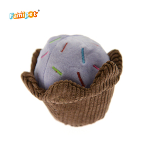Köpek hediye <span class=keywords><strong>Cupcake</strong></span> peluş Pet sevimli köpek doğum günü oyuncak köpek peluş oyuncak - Product Image 3