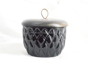 Ensemble de récipients de stockage modernes en métal nickelé martelé pour une organisation élégante de la maison et de la cuisine de forme ronde - Product Image 4