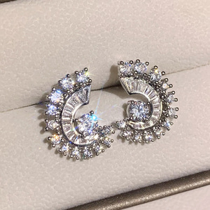 Orecchini dalla Forma Irregolare per Donne, Design Semplice per Uso Quotidiano, Accessori per Abiti e Regali - Product Image 6