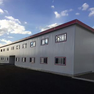 Bâtiment d'entrepôt en acier sur mesure, structure préfabriquée, toit isolé, certifié CE, construction rapide, conception d'ingénierie incluse - Product Image 1