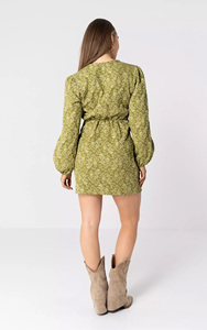 Abito Verde Lime Personalizzato Primavera-Estate 2026 - Vestito Avvolgente <span class=keywords><strong>e</strong></span> Annodabile in Jacquard con Fiocco <span class=keywords><strong>e</strong></span> Orlo a Volant, Produzione Diretta dalla Fabbrica Cinese per OEM/ODM - Product Image 5