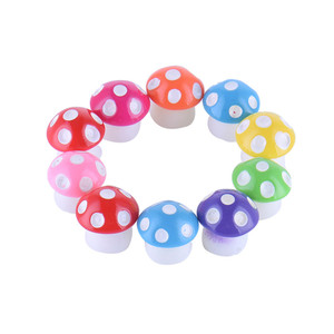 Nuovo Kawaii Fairy Garden Mini Fungo Resina Flatback Cabochon In Miniatura Fungo Figure Con Rotondo Vaso Da Giardino Ornament Decor - Product Image 1