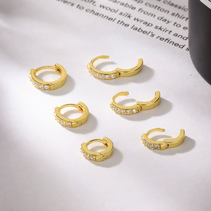 Pendientes de Aro Clásicos de Plata de Ley 925 Chapados en Oro con Circonitas, Estilo Vintage, Joyería Fina para Mujer - Product Image 3