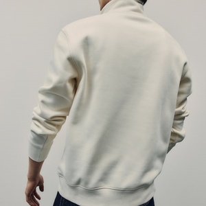 Sweat-shirt d'extérieur pour homme à col montant, demi-zip, manches longues, col roulé simulé, brodé, pour l'hiver - Product Image 3