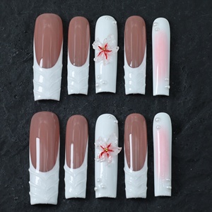 Uñas postizas acrílicas de cobertura completa al por mayor, de alta calidad, de lujo, hechas a mano, con etiqueta privada, tipo ataúd largo. - Product Image 3