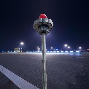 Lampadaire de jardin extérieur en laiton, LED blanc chaud, IP66, AC 220V, alimenté par énergie solaire, détecteur de mouvement, semi-encastré, garantie 10 ans - Product Image 2