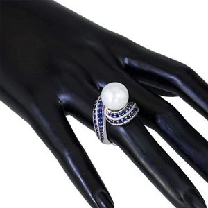 Anello Statement con Perle Irregolari per Donne, Elegante Accessorio di Moda per Uso Quotidiano e Feste - Product Image 5