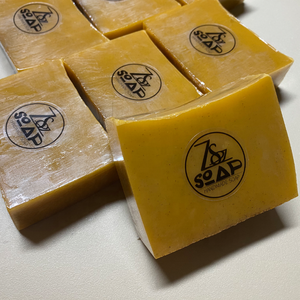 Individuelle Naturseife mit Kurkuma und Zitrone, Handgemacht, Aufhellend, Akne-Entfernend, mit Kojisäure, für Bad und Gesicht - Product Image 4