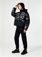 Veste matelassée chaude pour femme avec capuche amovible et motif rayé